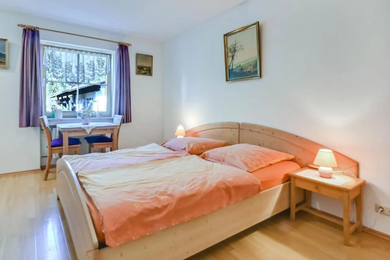 Katharinenhof Wohnung Kramer Garmisch-Partenkirchen 0*,  Německo